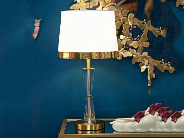 Lampada da tavolo Arriccio, 30x30 h56 cm, Bianco e Oro