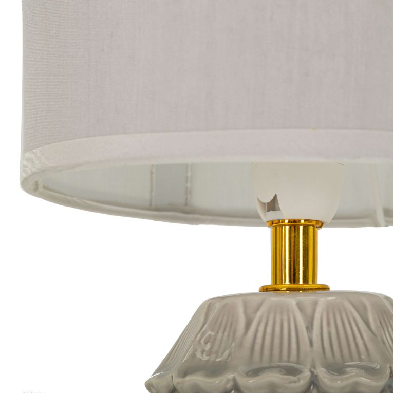 Lampada da Tavolo Beige oro Necessaria 1 Lampadina Attacco e14, Paralume - Talkee