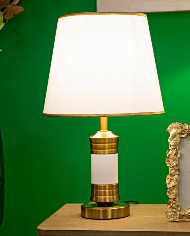Lampada da tavolo Sinopia, Bianco e Oro, 31x31 h52 cm