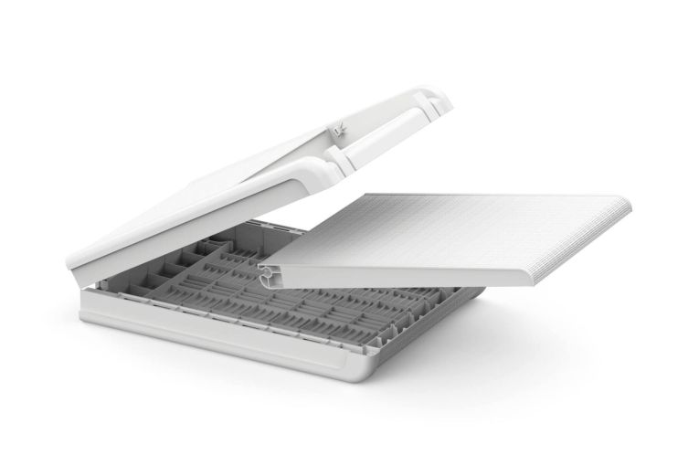 Lettino Prendisole Bianco Finitura Quadrettata Peso Supportato 110 kg 58x188x29h cm, Schienale Regolabile - Shawinigan