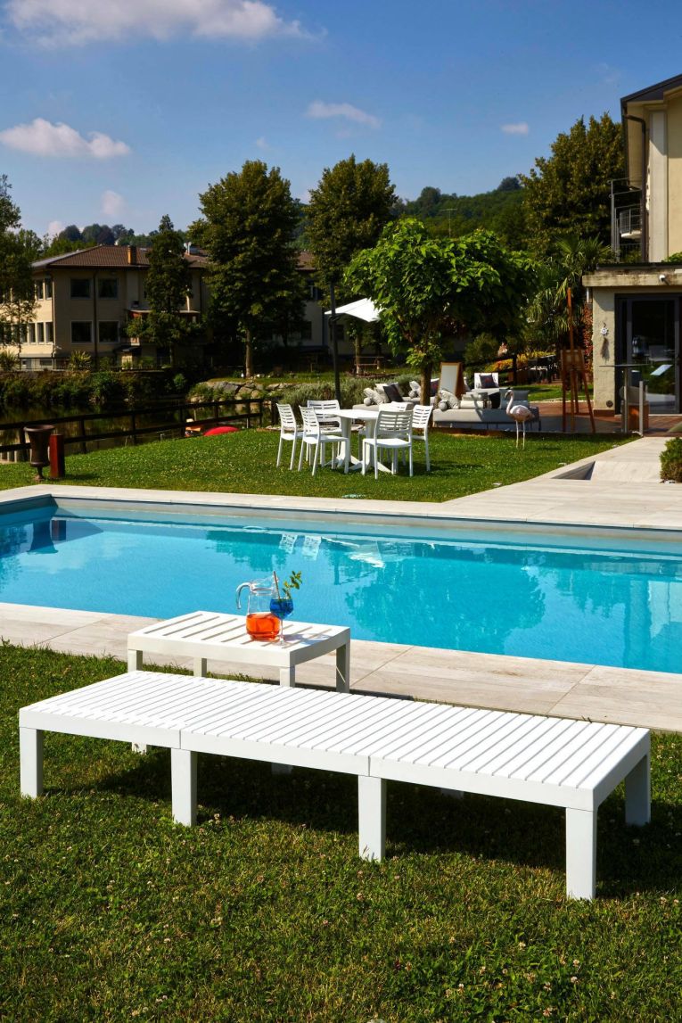 Lettino prendisole Caserta, Sdraio da giardino regolabile, Lettino da esterno, 100 % Made in Italy, 195x65h78 cm, Bianco