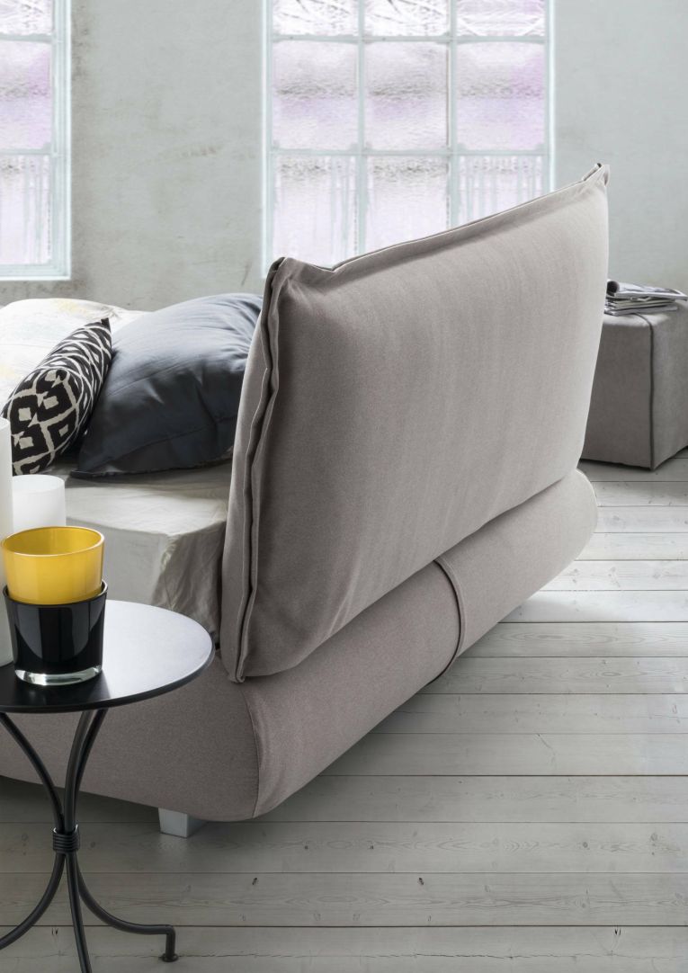 Letto matrimoniale contenitore grigio 180x220cm rivestito in tessuto - Geras
