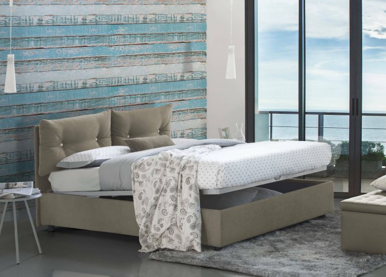 Letto matrimoniale Fabiana, Letto contenitore con rivestimento in tessuto, 100% Made in Italy, Apertura frontale, adatto per materasso Cm 160x200, Tortora