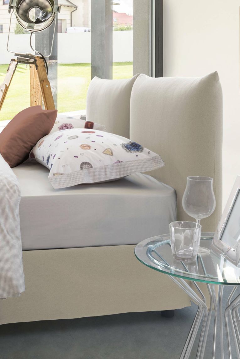Letto matrimoniale Tiziana, Letto contenitore con rivestimento in tessuto, 100% Made in Italy, Apertura frontale, adatto per materasso Cm 160x190, Beige