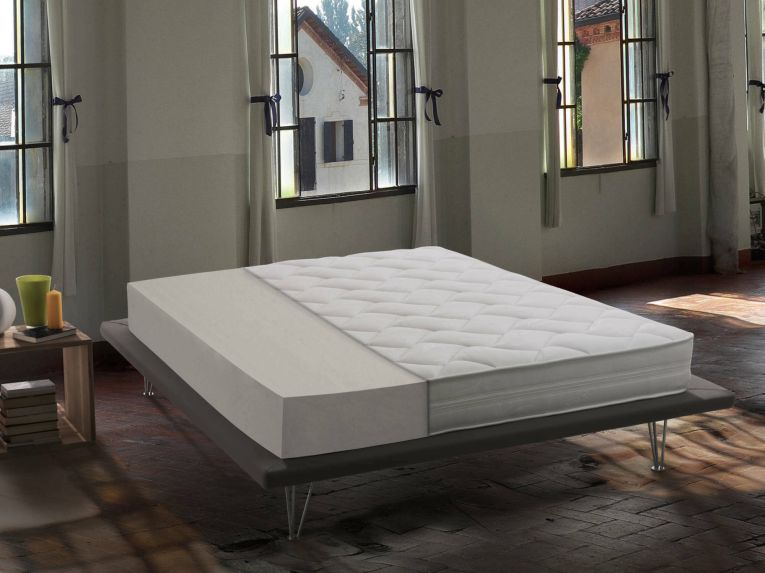 Materasso comfort aerato matrimoniale 180x200 in WaterFoam sfoderabile - Anguilla