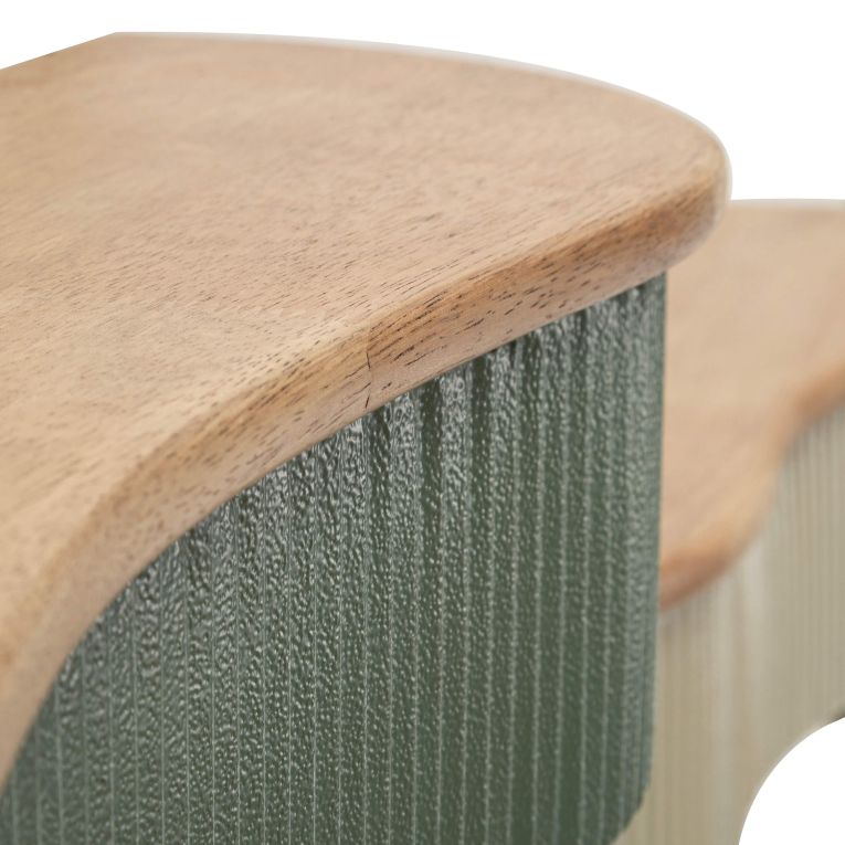 Mensola Verde Beige 2 Ripiani Finitura a Coste Verticali e Piano Effetto Legno 15x20x89h cm, Materiale Struttura in Metallo - Fabalela