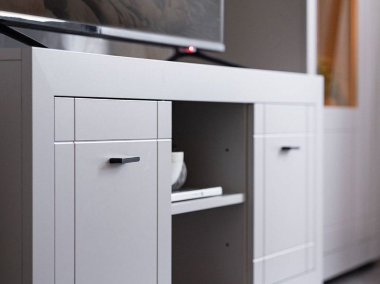 Mobile Porta tv Bianco Crema Nero 2 Ripiani 2 Ante 147.5x41.5x53.5h cm, 4 Vani - Sillaro