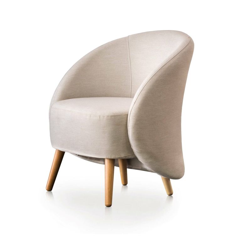 Poltrona Annarella, Poltrona di design da salotto, 100% Made in Italy, Poltroncina relax in tessuto imbottito, Cm 70x60h80, Beige
