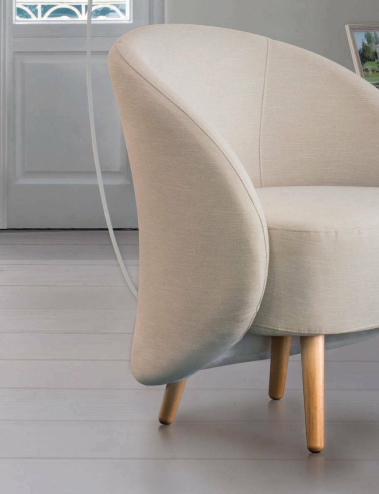 Poltrona Annarella, Poltrona di design da salotto, 100% Made in Italy, Poltroncina relax in tessuto imbottito, Cm 70x60h80, Tortora