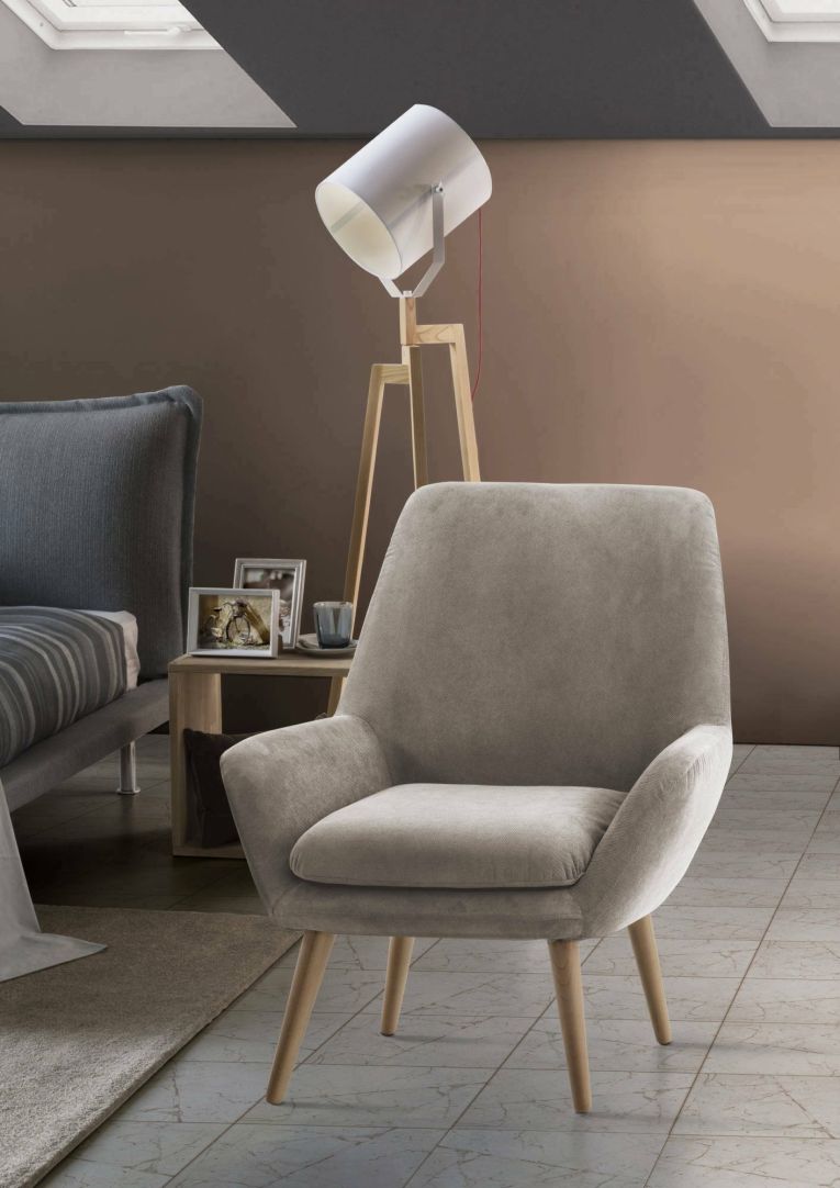 Poltrona Annarita, Poltrona di design da salotto, 100% Made in Italy, Poltroncina relax in tessuto imbottito, Cm 80x70h95, Tortora