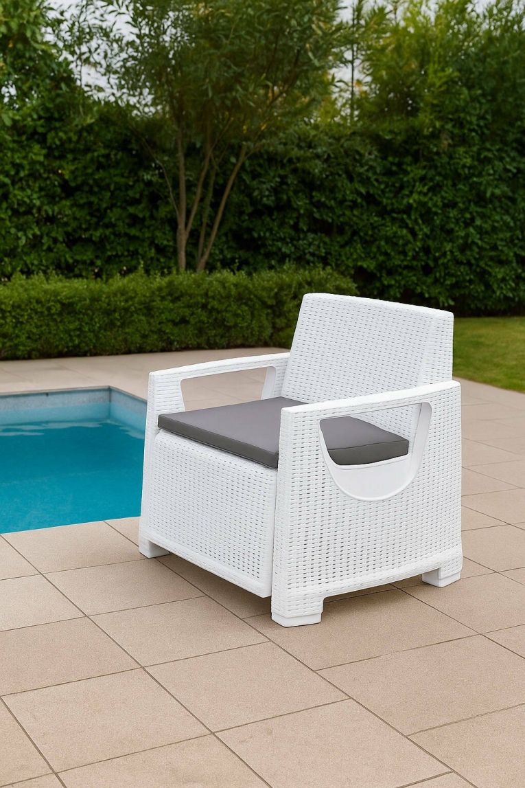 Poltrona da Esterno Bianco Braccioli 72x66 cm, Cuscini Inclusi - Rho