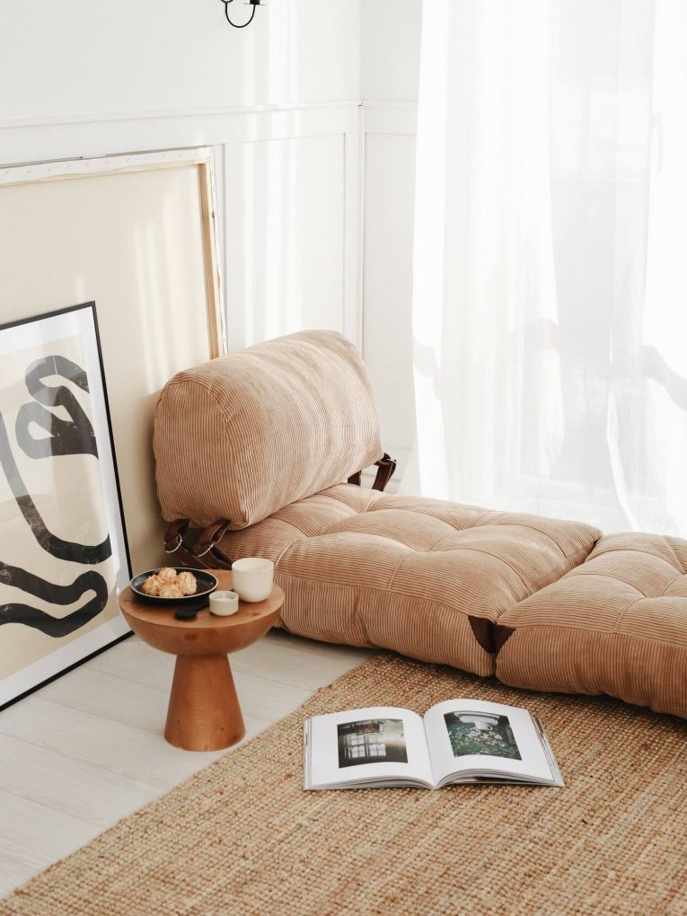 Poltrona Dysnomia, Seduta imbottita, Divano singolo da salotto, Sedia con braccioli, 80x60 h70 cm, Marrone