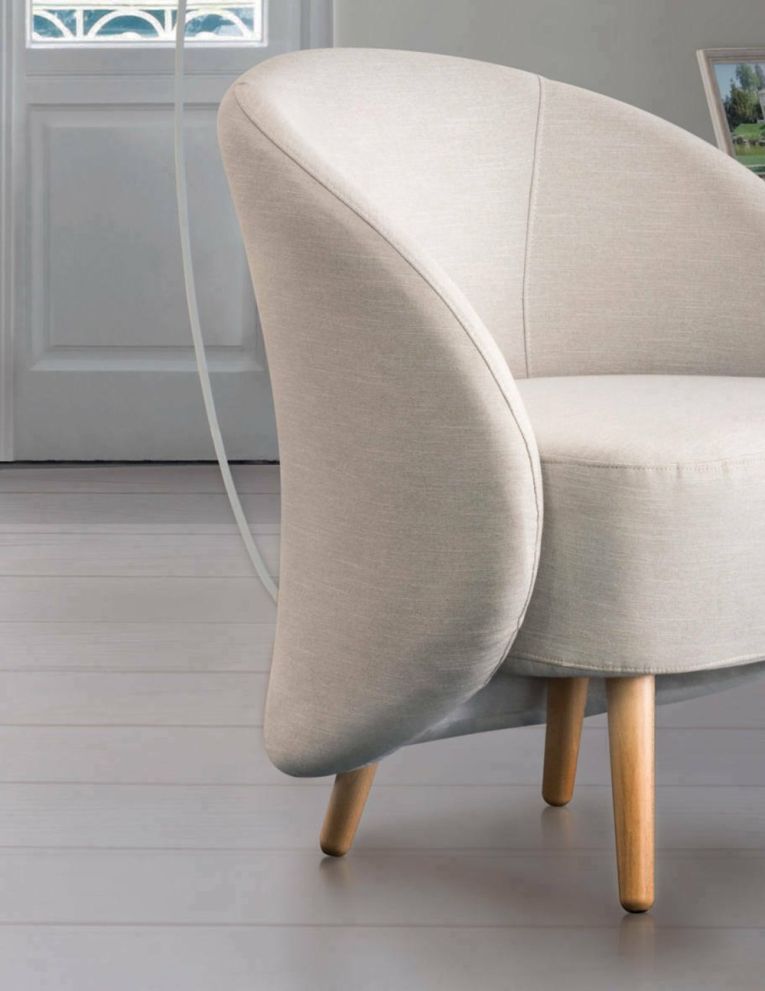 Poltrona in tessuto beige - Alla