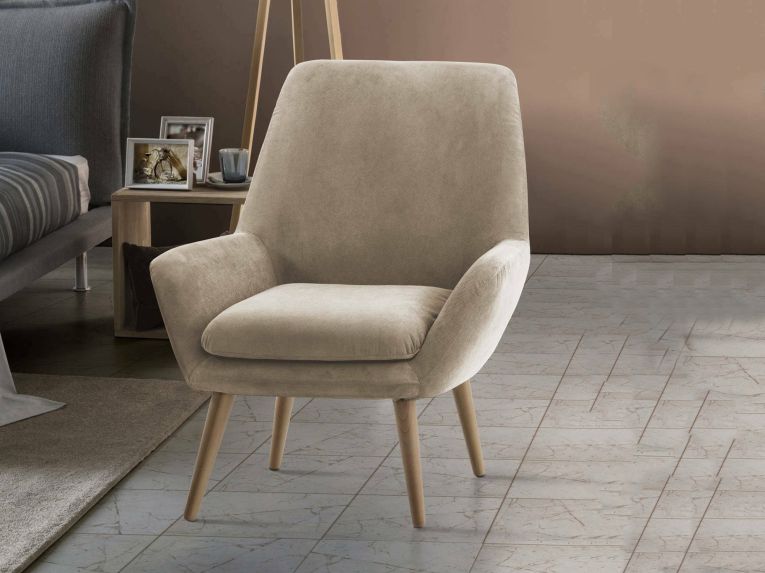 Poltrona scandi in tessuto con braccioli beige - Anido