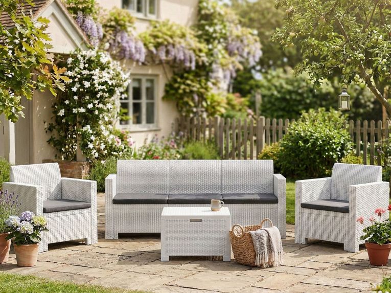 Salotto da cortile poltrone e divano effetto rattan bianco - Admiral