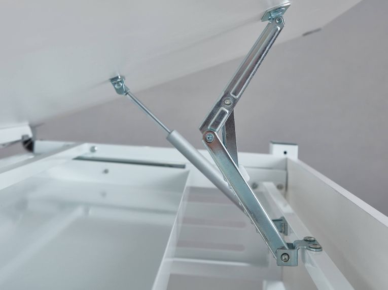 Scrivania Bianco Materiale Piano in Legno Nobilitato Colore Ripiano Bianco 110x55x68h cm, - Saiano