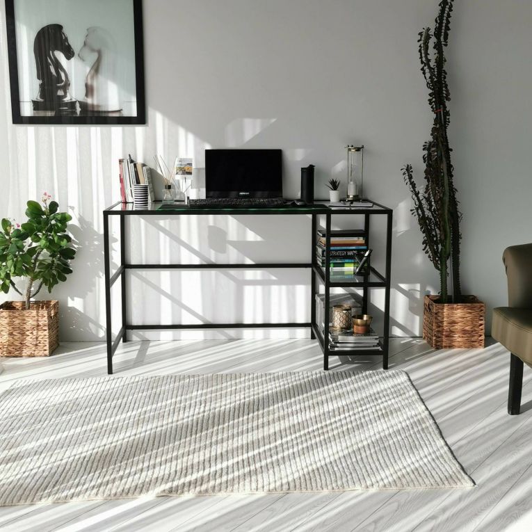 Scrivania lineare nera 130x60cm con piano in vetro - Ameglia