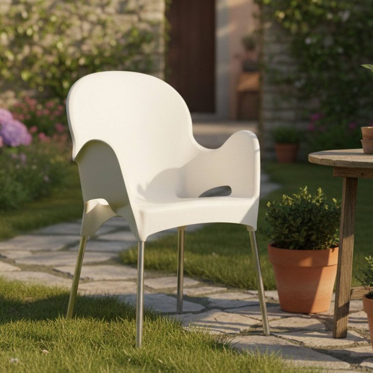 Sedia da Esterno Beige una Sedia Impilabile, Braccioli Made in Italy - Vashti