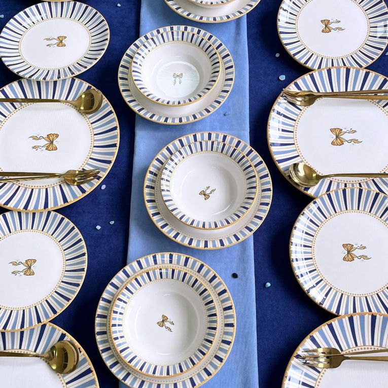 Servizio Piatti Bianco Azzurro set da 24 Colore Struttura Azzurro, Adatto per Lavastoviglie - Palemisi