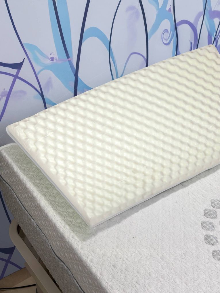 Set di 2 guanciali Breno, Cuscino per letto, Poggiatesta imbottito, Cuscinetto per camera da letto, Made in Italy, 73x43 h14 cm, Bianco