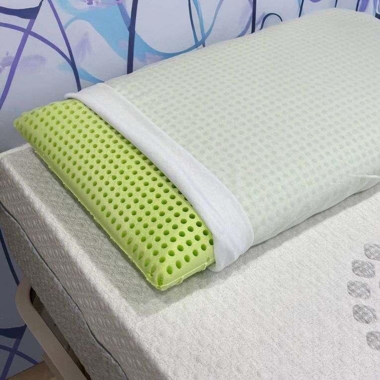 Set di 2 guanciali Rosmarino, Made in Italy, 70x40 h16 cm, Bianco