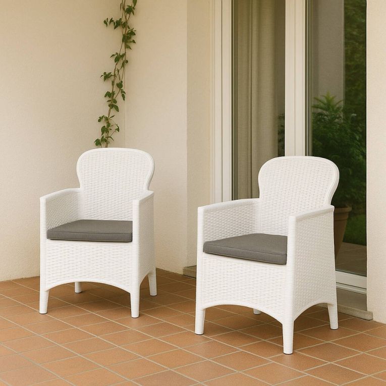 Set di 2 sedie da esterno Como, Seduta da giardino, Per indoor o outdoor, Con braccioli, Made in Italy, 59x57 h86 cm, Bianco