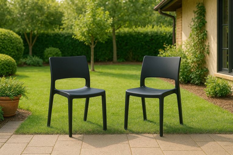 Set di 2 sedie da esterno Tropea, Seduta da giardino, Per indoor o outdoor, Impilabile, Made in Italy, 50x51 h82 cm, Antracite