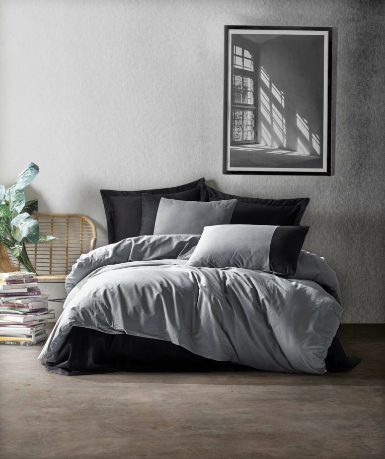 Set di copripiumino matrimoniale e 2 federe Euclid, 240x220 cm, Grigio e Nero