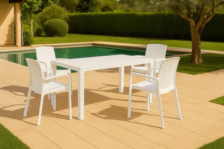 Set salotto da esterno Roccaraso, Salottino outdoor e indoor, Tavolo rettangolare fisso con 4 sedie impilabili, Made in Italy, Bianco