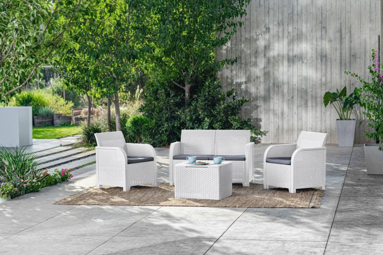 Set salotto da esterno Sgonico, Salottino outdoor, Set da balcone o giardino, Composizione soggiorno per esterni, 113x65 h74 cm, Bianco