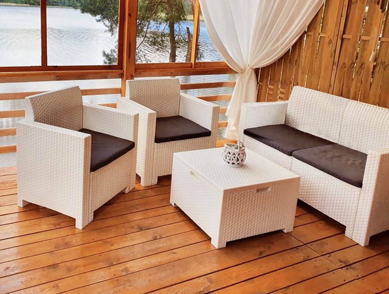 Set salotto da esterno Venere, Set da giardino con cuscini, Salottino indoor e outdoor effetto rattan, 100% Made in Italy, Bianco