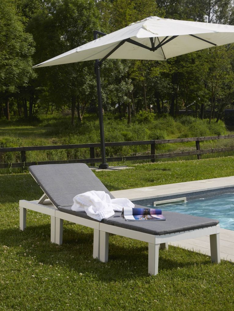 Set salotto piscina poltrone effetto doghe bianco - Aixela