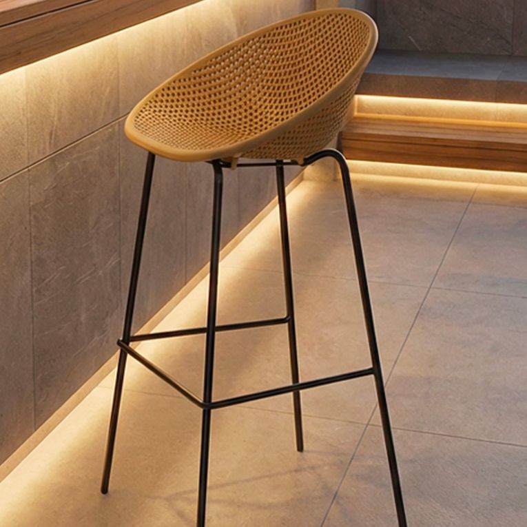 Sgabello Giallo Senape Nero set da 2 Indoor-outdoor Seduta Traforata Altezza Seduta 75 cm 51x82x58h cm, Materiale Struttura in Metallo - Trong