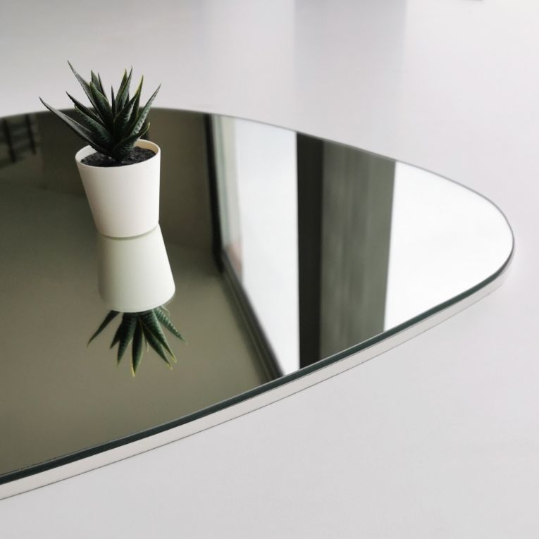 Specchio Bianco Forma Irregolare Tipologia a Muro 75x58h cm, - Moscufo