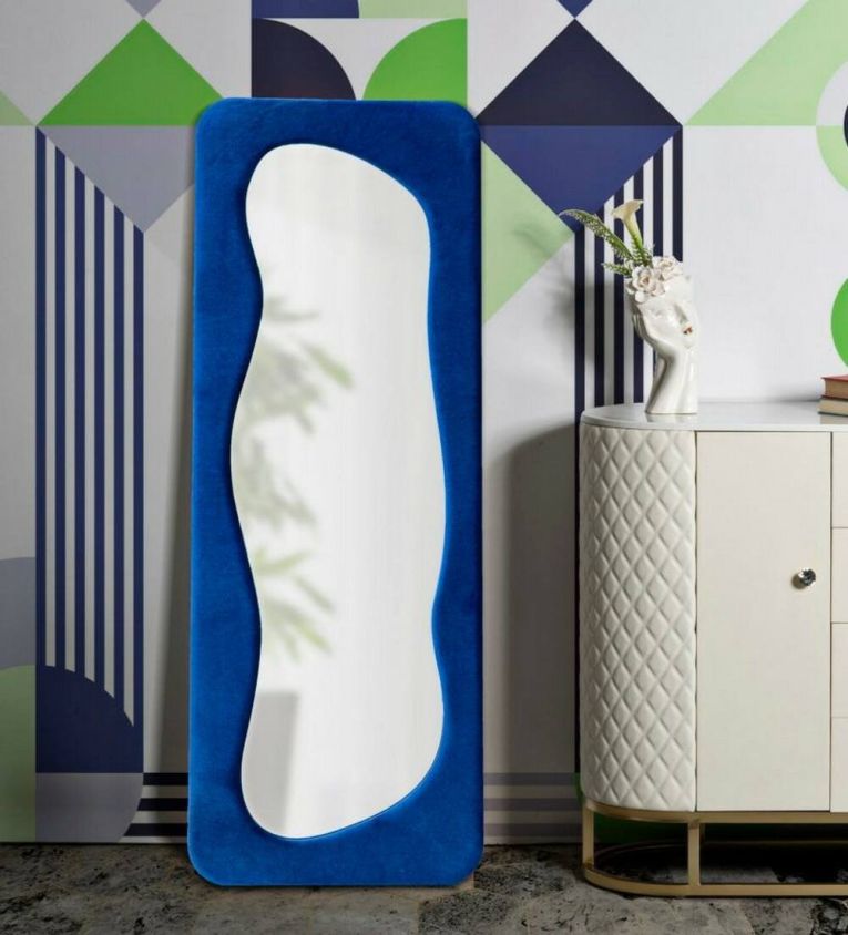Specchio Parnaiba, Specchiera, Articolo d'arredo a muro, Decorazione con specchio, 40x4 h160 cm, Blu