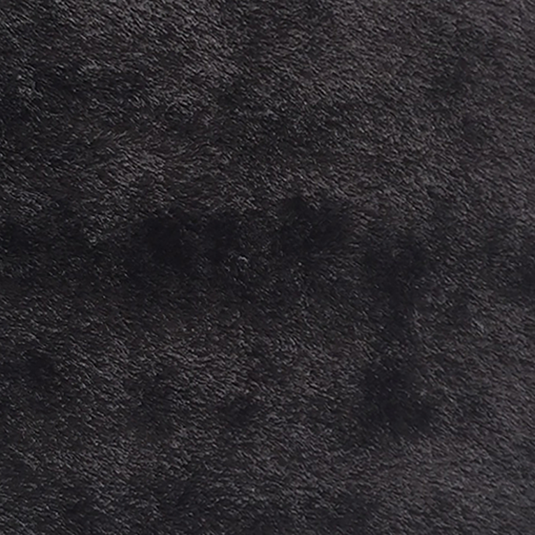 Tappeto Nero Altezza Pelo 35 mm 100% Poliestere Forma Rettangolare 190x133 cm, Adatto a Riscaldamento a Pavimento - Latenega