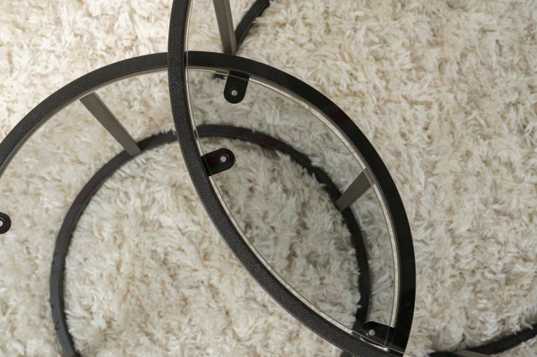 Tavolino da salotto Abbadesse, Tavolo basso da caffè, Portariviste per divano, Ripiano da soggiorno, 60x60 h43 cm, Nero e Grigio
