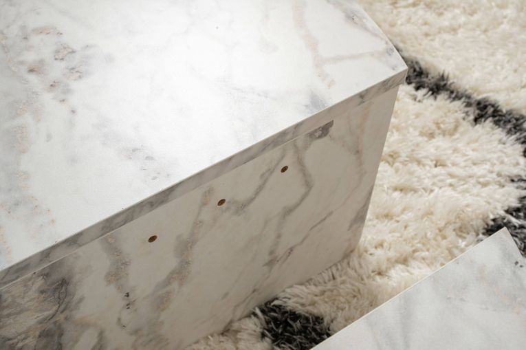 Tavolino da Salotto Bianco Marmo Forma Rettangolare Materiale Piano in Legno Nobilitato 90x60x35h cm, Colore Ripiano Bianco - Mansue