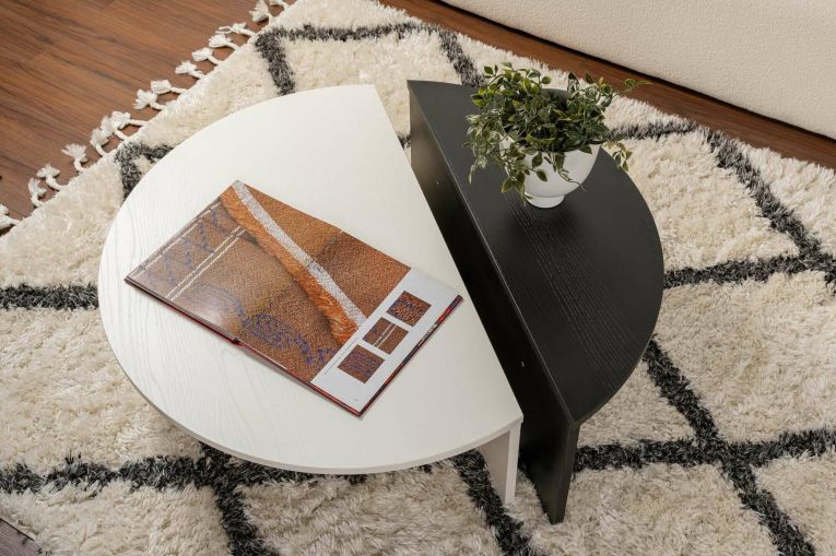 Tavolino da Salotto Bianco Nero Forma Fantasia Colore Struttura Nero 90x60x35h cm, Materiale Piano in Legno Nobilitato - Mansue