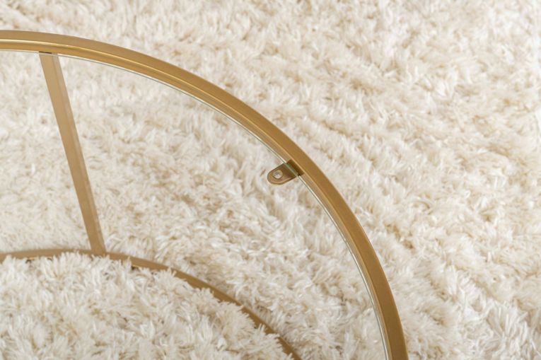 Tavolino da salotto Guidi, Tavolo basso da caffè, Portariviste per divano, Ripiano da soggiorno, 80x80 h43 cm, Oro e Trasparente