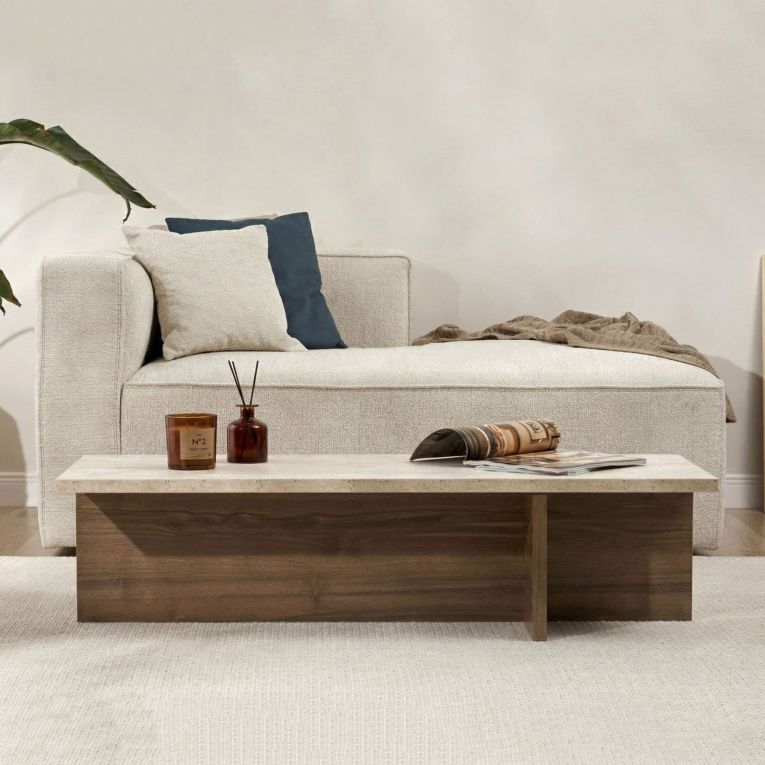 Tavolino da Salotto Marrone Noce Bianco Marmo Forma Rettangolare Materiale Piano in Legno Nobilitato 120x45x30h cm, Colore Ripiano Bianco - Marmorito