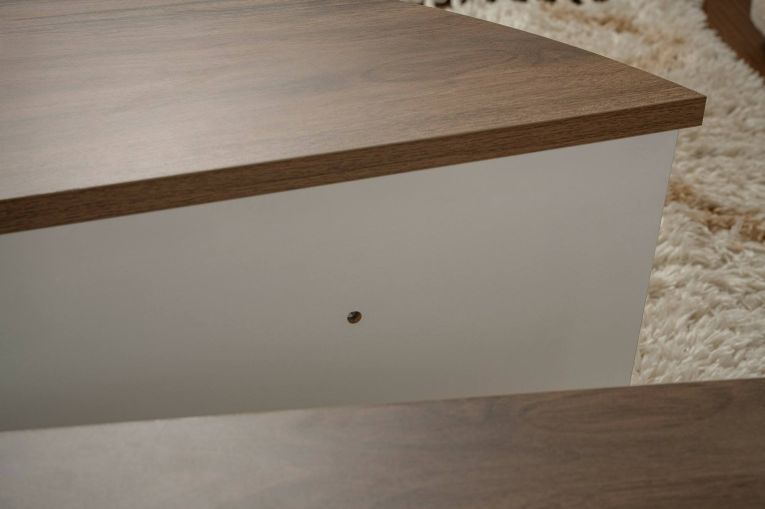 Tavolino da Salotto Marrone Noce Bianco Portariviste Forma Rettangolare 90x60x35h cm, Colore Ripiano Marrone - Mansue