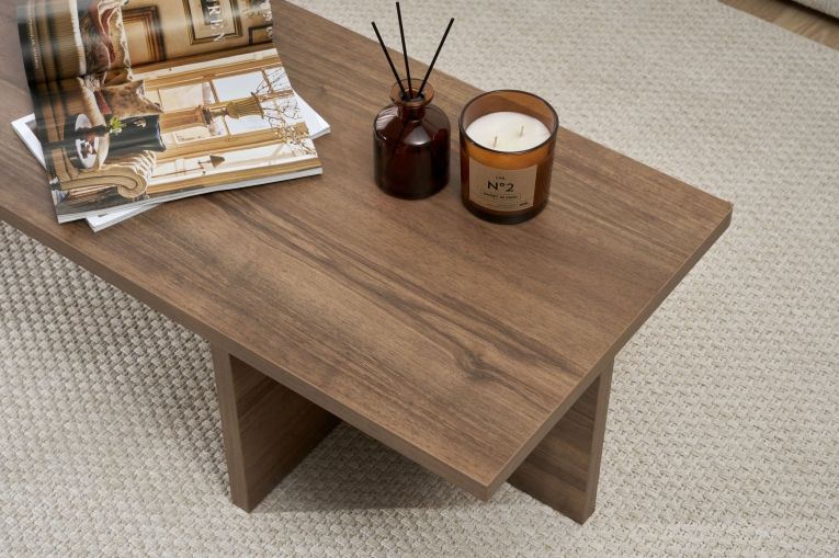 Tavolino da Salotto Marrone Noce Forma Rettangolare Materiale Piano in Legno Nobilitato 120x45x30h cm, Colore Ripiano Marrone - Marmorito