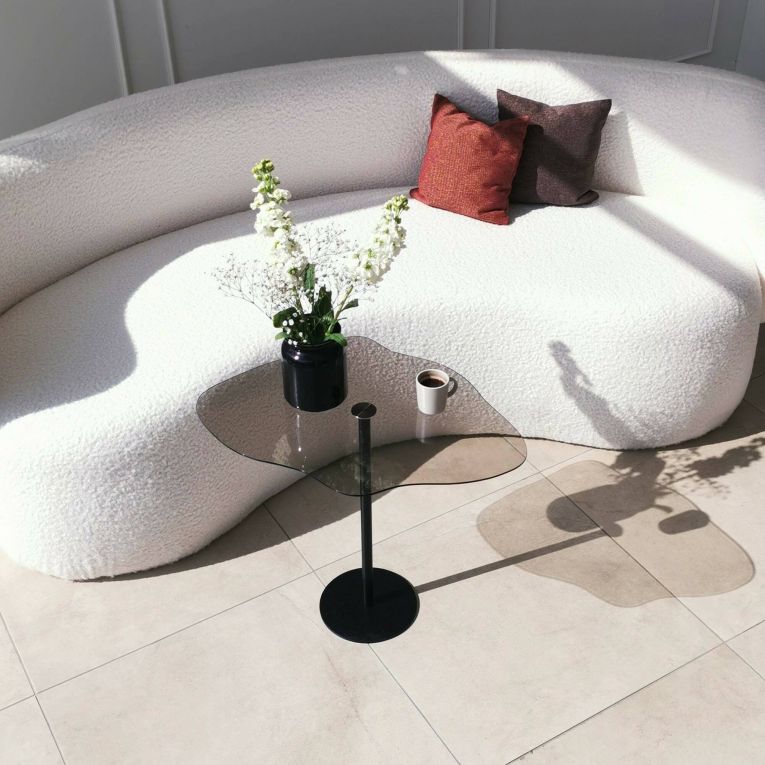 Tavolino da Salotto Nero Effetto Fume Forma Fantasia 60x45x50h cm, Sfumatura Colore Ripiano Fume - Mensa