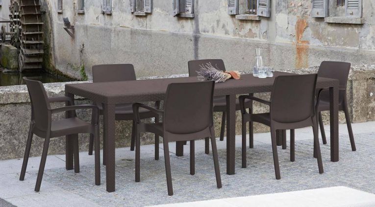 Tavolo da esterno Roma, Tavolo rettangolare allungabile da pranzo, Tavolo da giardino estensibile effetto rattan, 100% Made in Italy, 150-220x90h72 cm, Marrone