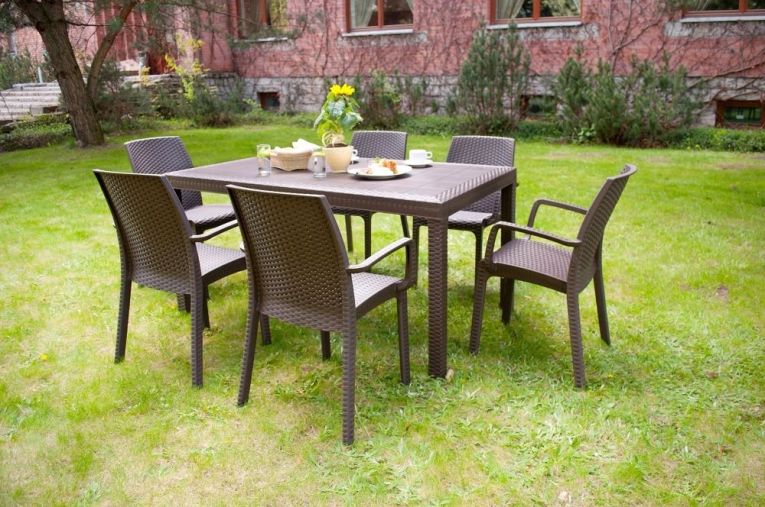 Tavolo da giardino 10 posti 150x90cm marrone - Adila
